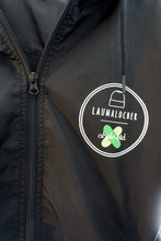 Lade das Bild in den Galerie-Viewer, Windbreaker mit skate-aid schwarz
