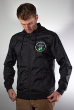 Lade das Bild in den Galerie-Viewer, Windbreaker mit skate-aid schwarz
